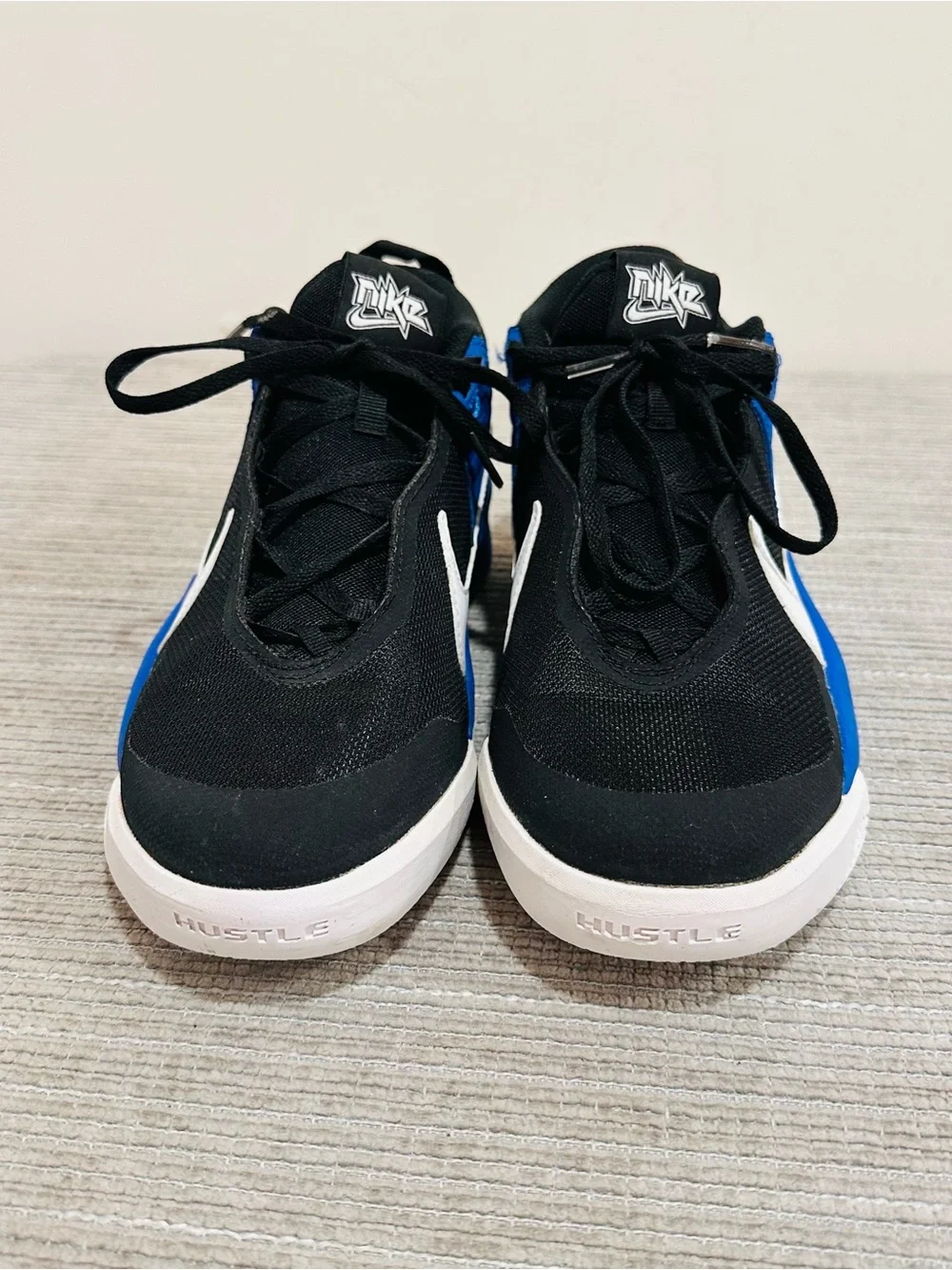 Nike Team Hustle D 10 GS Black Game Royal Blue Youth Sz 5.5Y EUR 38 CW6735-010